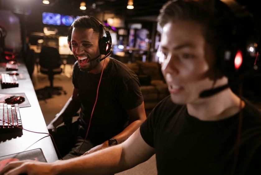 game crypto Debet